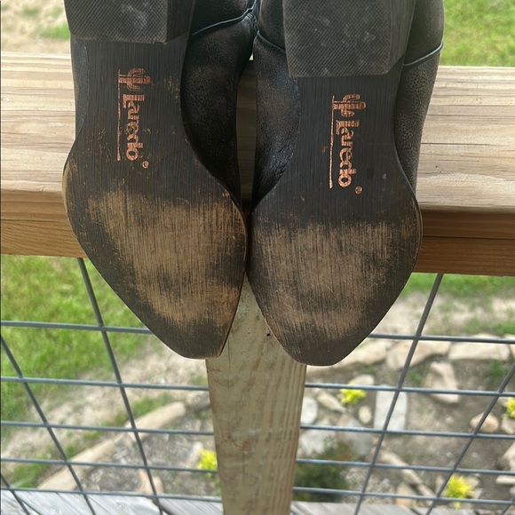 Laredo Brown Western Cowboy Boots - Picture 3 of 9